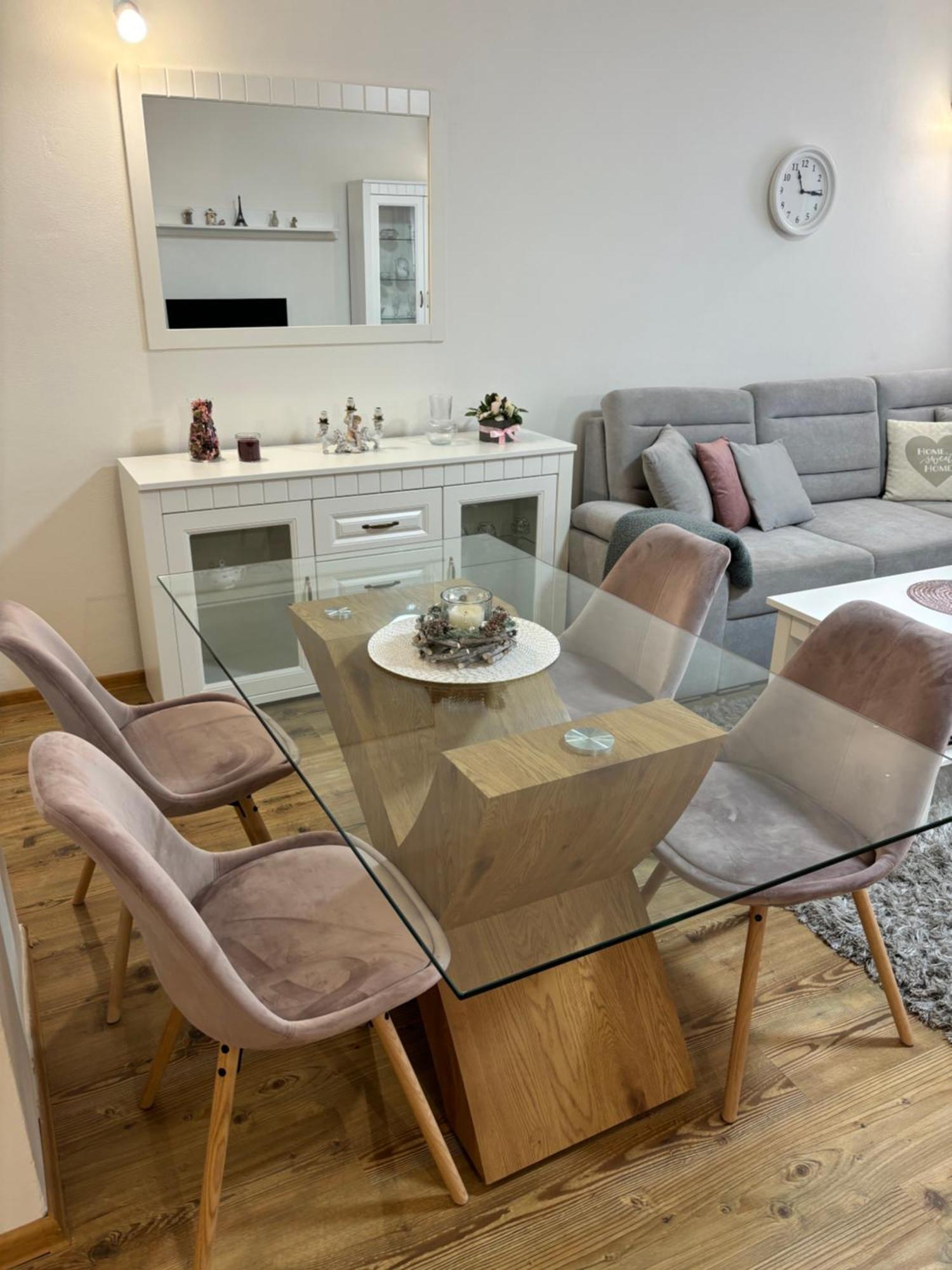 City Heart Luxury Apartment Nové Zámky Exteriör bild